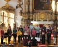 Bild: ads
Der Familienchor „Klangfarben" der Pfarrei St. Georg unter der Leitung der Kirchenmusikerin Kataryna Menges glänzt bei seinem jüngsten Konzert mit beachtlichen musikalischen Leistungen und zeigt, dass sein gesangliches Können und Repertoire deutlich über das eines Kirchenchors hinausgeht.