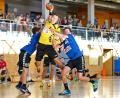 Bild: gud
Die Cracks der SG NEN/OVI setzten sich immer wieder gekonnt durch, wie hier Jannik Uschold. Belohnt wurde dies mit zwei Punkten gegen den HC Erlangen. Gegen den Tabellenführer aus Marksteft unterlag das Team im zweiten Spiel.