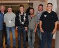 Bild: ral
Vorsitzender Günther Kloske (links) zeichnete die erfolgreichen Angler aus. Im Bild der neue Fischerkönig Stefan Prey (Mitte) und Jugendkönig Simon Baier (Dritter von links).
