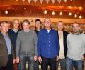 Bild: es
Verantwortung in der Tennisabteilung übernehmen (von links): Hans Maier, Ehrenvorsitzender. Jochen Calame, Rudi Tröster, Bernhard Danzl, Rainer Stangl, Andreas Hammer und Uli Kiener.