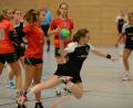 Bild: ham
Magdalena Hermann (Szene aus dem Spiel gegen Oberviechtach) war zuletzt drei Mal gegen die HG Amberg erfolgreich. Sie hat mit ihren Teamkolleginnen von der HSG Nabburg/Schwarzenfeld am Wochenende einen Doppeleinsatz zu absolvieren.