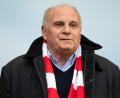 Bild: Swen Pförtner/dpa
Reizfigur Uli Hoeneß: Der Bayern-Präsident nimmt nach dem Athen-Spiel erneut Stellung zu brisanten Themen.