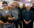 Bild: le
Die beiden Kleintierzuchtvereine aus Neustadt und Floß haben am Wochenende mit einer gelungenen Gemeinschaftsschau für Kaninchen gepunktet. Ausstellungsleiter ist Reiner Bergler (Vierter von rechts).
