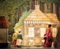 Bild: wsu
Ein Klassiker wird im Schwandorfer Marionettentheater kindgerecht präsentiert: Hänsel und Gretel geraten mal wieder in die Fänge der Hexe.