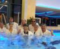 Bild: exb
Sie freuen sich über das Rettungsschwimmabzeichen in Silber: Christine Lottner, Agnes Lindner, Klaudia Meindl, Kerstin Rieger, Manfred Singer, Trainer Bernhard Fleischmann, Ines Morgenstern, Mario Maier, Gisela Maier, Peter Zirnstein (von links).