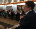Bild: Ralph Gammanick [rg] (ralph.gammanick@oberpfalzmedien.de)
Jugendring-Präsident Matthias Fack schildert den Delegierten im Jugendzentrum die Gründe für den Rückzug von "Need NO Speed".