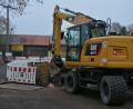 Bild: jr
Derzeit werden in Pechofen die Regenwasserkanäle ausgewechselt, das ganze Dorf ist eine einige Baustelle.