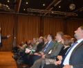Bild: dko
Waldmünchens Bürgermeister Markus Ackermann (links) berichtet den Oberhäuptern der elf Partnergemeinden und -städte in der Stadthalle Vohenstrauß von den Vorteilen einer tiefergehenden Zusammenarbeit in der ländlichen Entwicklung.