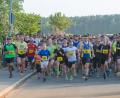 Bild: chl
In diesem Jahr machten sich die Landkreislauf-Teams in Traßlberg (Bild) auf den Weg nach Paulsdorf, im kommenden Jahr geht in den südlichen Teil des Landkreises. Gestartet wird bei der 35. Auflage des Staffelwettbewerbes am 11. Mai 2019 in Haselmühl, Ziel ist in Rieden.
