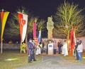Bild: ü
Gedenkfeier zum Volkstrauertag am Kirchenthumbacher Kriegerdenkmal.