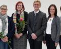 Bild: tr
Mit einem ökumenischen Wortgottesdienst wurde Doris Mehler (Zweite von links) als neues Mitglied des Besucherdienstes im Krankenhaus Tirschenreuth begrüßt. Mit auf dem Bild, von links Pater Joseph sowie von rechts, Pflegedienstleiterin Michaela Helm, Krankenhauschefin Claudia Kost, Pfarrer Christoph Seidl und die evangelische Pfarrerin Stefanie Schön.