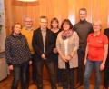 Bild: fz
Beim ATSV bleibt Martin Käck (Dritter von links) Vorsitzender. Mit Irene Laubenstein (Vierte von rechts) hat er eine neue Stellvertreterin. Rechts Bürgermeister Karlheinz Budnik.