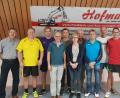 Bild: exb
Die Tischtennissparte des TuS Schnaittenbach wählt eine neue Abteilungsleitung (von links): Gerald Dagner, Thomas Reiss, Lukas Heindl, Markus Grünwald, Max Brendel, Kerstin Maunz, Georg Hertl, Franz Schumann, Hans Apfelbacher und Felix Hiemer.