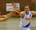 Bild: A. Schwarzmeier
Daniel Waldhauser (rechts) lieferte nach Aussage seiner Trainers eine überragende Partie ab. Doch auch der Kapitän konnte die Niederlage der Hamm Baskets in Schweinfurt nicht verhindern.