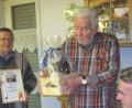 Bild: kb
Musikalische Geburtstagsgrüße gibt es für Wolfgang Dubiel (links) zu seinem 75. Geburtstag.