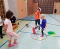Bild: exb
Beim bayerischen Kinderturnabzeichen haben die Buben und Mädchen der Grundschule Krummennaab viel Spaß.