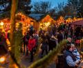 Bild: exb
Die Zeit der Weihnachtsmärkte ist angebrochen. Am Wochenende besteht in mehreren Orten des Landkreises die Gelegenheit, durch die Budenstraßen zu flanieren. Der größte Markt ist auf dem Gelände von Schloss Guteneck (Bild) aufgebaut.