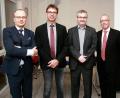 Bild: wro
Mit Dr. Rafael Ulrych, Dr. Michael Angerer, Dr. Gerhard Jilge und Dr. Roland Vogel (von links), standen gleich 4 Fachärzte als Referenten im Ärztehaus Rede und Antwort.