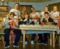 Bild: gio
Der Kampf der Männer ist verloren: Die Damen triumphieren, die Männer stricken. Von links die Schauspieler Michi Vogt, Franziska Schißlbauer, Corinna Rumpler, Josef Schießlbauer, Milena Donhauser, Katharina Dotzler, Johannes Altmann, Jessica Schuch und Christina Hahn.