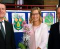 Bild: gf
Schulrat Gerald Haas (links) und Zweiter Bürgermeister Hermann Böhm heißen die neue Schulleiterin Janina Schmidt willkommen.