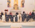 Bild: fjo
Die 15 Frauen der "Damen-Big-Band" lassen ihrem unverwechselbaren Swing-Sound in der Pfarrkirche zur Freude des Publikums freien Lauf.
