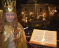 Bild: jr
Christkind Lara Zeitler beschrieb das "liebliche Städtlein Mitterteich, dessen Markt leuchtet im Licht weit und breit".