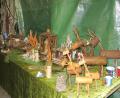 Bild: aks
Im wettergeschützten Schuppen warteten Krippen und Dekoratives aus Holz auf Bewunderer.