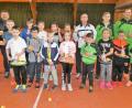 Bild: exb
Die Allerjüngsten aus der Abteilung Tennis stellen sich zum Gruppenbild mit Nikolaus sowie (von links) Hannes Kern, Vorsitzendem Wolfgang Kolb, Otmar Schröpf, Luis Kern und Heiko Faltenbacher.