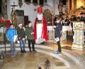 Bild: boj
Zwei Mädchen und zwei Buben begrüßten den heiligen Nikolaus in der Pfarrkirche.