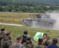 Bild: frd
Meilenstein und Herusforderung zugleich: Der neue Panzer "Puma", hier bei seinem ersten Einsatz auf dem Truppenübungsplatz erfordert eine umfangreiche Ausbildung für die Oberviechtacher Soldaten.