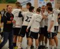 Bild: ham
Jubel bei der HSG Nabburg/Schwarzenfeld und Trainer Christian Zachmann (links): Gegen den Nachbarn SG Naabtal sprang ein 27:23-Sieg heraus.
