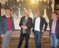 Bild: aks
Moderator Heribert Tommek mit den Zeitschriftenmachern Jürgen Link, Jo Lendle und Thomas Geiger (von links) vor historischer Kulisse im Literaturarchiv Sulzbach-Rosenberg.