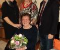 Bild: ksi
Helli Ott (sitzend) feierte 80. Geburtstag. Neben Tochter Birgit (links) gratulierten Bürgermeister Manfred Rodde (rechts) und Pfarrerin Heidi Gentzwein.