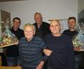 Bild: adj
Gemeinsam haben Hans Riebl (vorne, links) mit seinem Nachfolger Norbert Schwarz und Hans Dirschedl (hinten, Mitte) mit Nachfolger Rainer Schwarz (rechts) und Vorsitzendem Wolfgang Schwarz (links) 70 Jahre Mitarbeit im Stadtverband für Leibesübungen eingebracht.