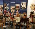 Bild: gi
Die Musikschule Moosbach bot einen unterhaltsamen Hausmusikabend auf verschiedenen Instrumenten im vollbesetzten Rathaussaal.