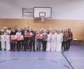 Bild: exb
Die vier Organisationen und Einrichtungen freuten sich über die Spende von der Mädchenrealschule Schwandorf.