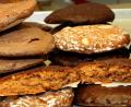 Bild: Stephan Huber
Zum Anbeißen süß, mit Schokolade oder Fadenzucker-Guss überzogen und innen schön saftig: Lebkuchen gehören zur Weihnachtszeit einfach dazu.