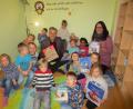 Bild: si
Das Vorlesen in der Adventszeit im Kinderhaus kommt gut an.