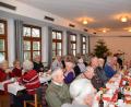 Bild: fjo
Die Senioren aus Waidhaus sind Gäste der Marktgemeinde beim festlichen Seniorenadvent im Gemeindezentrum des Rathauses.