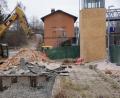 Bild: ang
Nur noch Schutt ist von der ausgedienten Güterhalle übrig. Mitte nächsten Jahres sollen hier Busse abfahren und 25 neue Parkplätze entstehen.