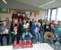 Bild: rn
Beim Vorlesewettbewerb an der Markus-Gottwalt-Schule stellen sich (vorne, von links) Nico Buttler, Lisa Kraus, Julius Pfleger und Finn Hausner der Jury mit (hinten, von links) Wolfgang Bodensteiner, Susanne Preißinger, Felizitas Rahman und Angelika Heser.