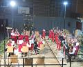 Bild: jzk
Keine Schwierigkeiten hat die Jugendblaskapelle Kemnath mit den manchmal recht komplexen Rhythmen. Die 18 jungen Musiker sorgen mit Rock, Pop und Weihnachtsliedern für Stimmung.