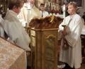 Bild: hzi
Professor Hans-Georg Gradl beim Evangelium