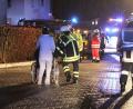 Bild: Masching
Seh- und Gehbehinderte, Demenzkranke und Rollstuhlfahrer müssen in der Nacht zum 1. Februar schnell aus dem brennenden Seniorenheim geholt werden. Ein Kraftakt für Personal und Rettungskräfte.