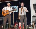 Bild: prh
Uli Radl und Dominik Niklas (von links) porträtieren als "Original Bauernsfünfer" das pralle Landleben mit all seinen Facetten höchst humorvoll und mit mitreißender Musik.