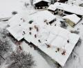 Bild: Gerhard Schottenheim
Sie nicht nur gefährlich aus - ist es auch. DLRG-Helfer bei ihrem Einsatz im Schnee.