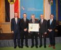 Bild: wec
Bei der Ehrung (von links): MdL Harald Schwartz, Dritter Bürgermeister Erich Meidinger, Josef Boßle, Zweiter Bürgermeister Michael Götz und Bürgermeister Josef Gilch.