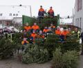 Bild: exb
Zahlreiche Neunburger nutzten die Initiative der Jugendfeuerwehr und brachten ihre ausgedienten Christbäume zum Entsorgen.