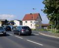 Archivbild: Petra Hartl
Die Witzlhofer Kreuzung sorgt seit vielen Jahren für Unmut bei Autofahrern, Fußgängern und Radfahrern. Jetzt wollen Stadt Amberg, Gemeinde Poppenricht und Freistaat Bayern gemeinsam nach der besten Lösung suchen.