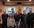 Bild: flt
Stellvertretender Kommandant Dominik Peter und Kommandant Thomas Riebl (von links) freuen sich mit Jugendwart Tobias Franz (rechts), dass sich weiterhin viele Jugendliche in der Jugendgruppe der Feuerwehr aktiv einbringen.